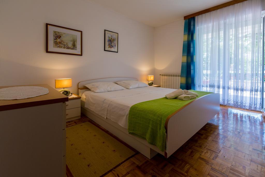 Apartments Marica Новий Винодольський Екстер'єр фото