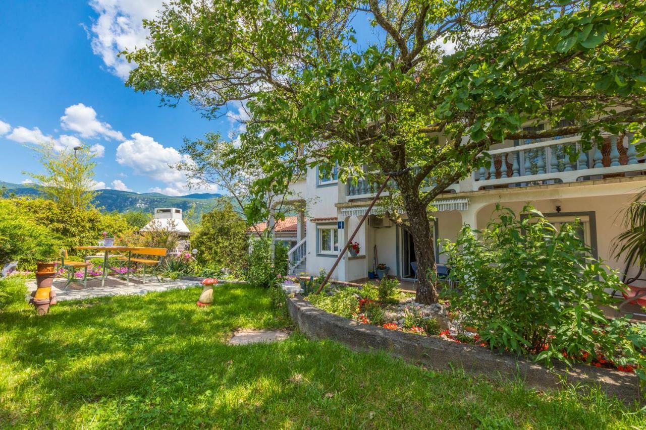 Apartments Marica Новий Винодольський Екстер'єр фото