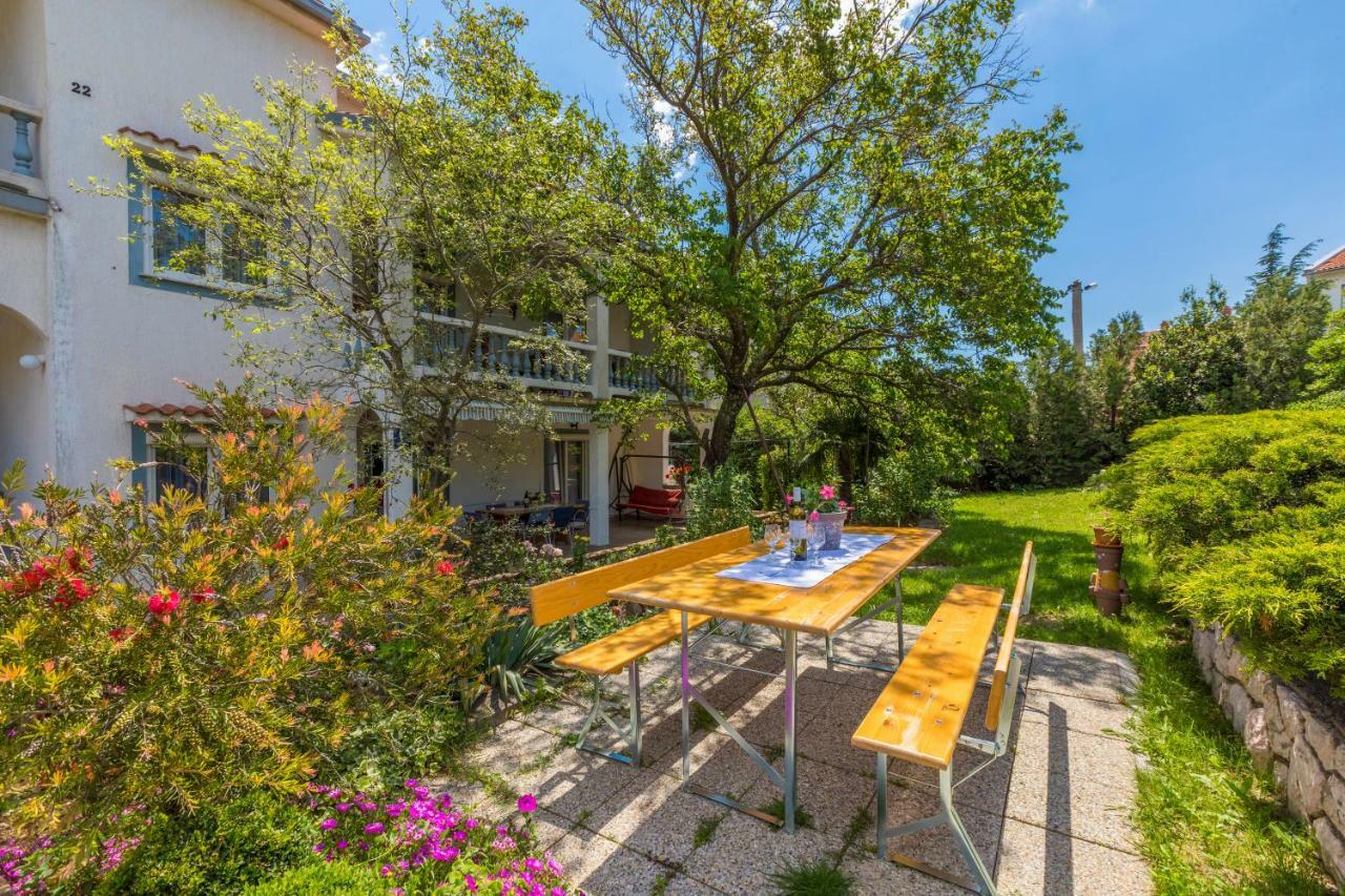 Apartments Marica Новий Винодольський Екстер'єр фото