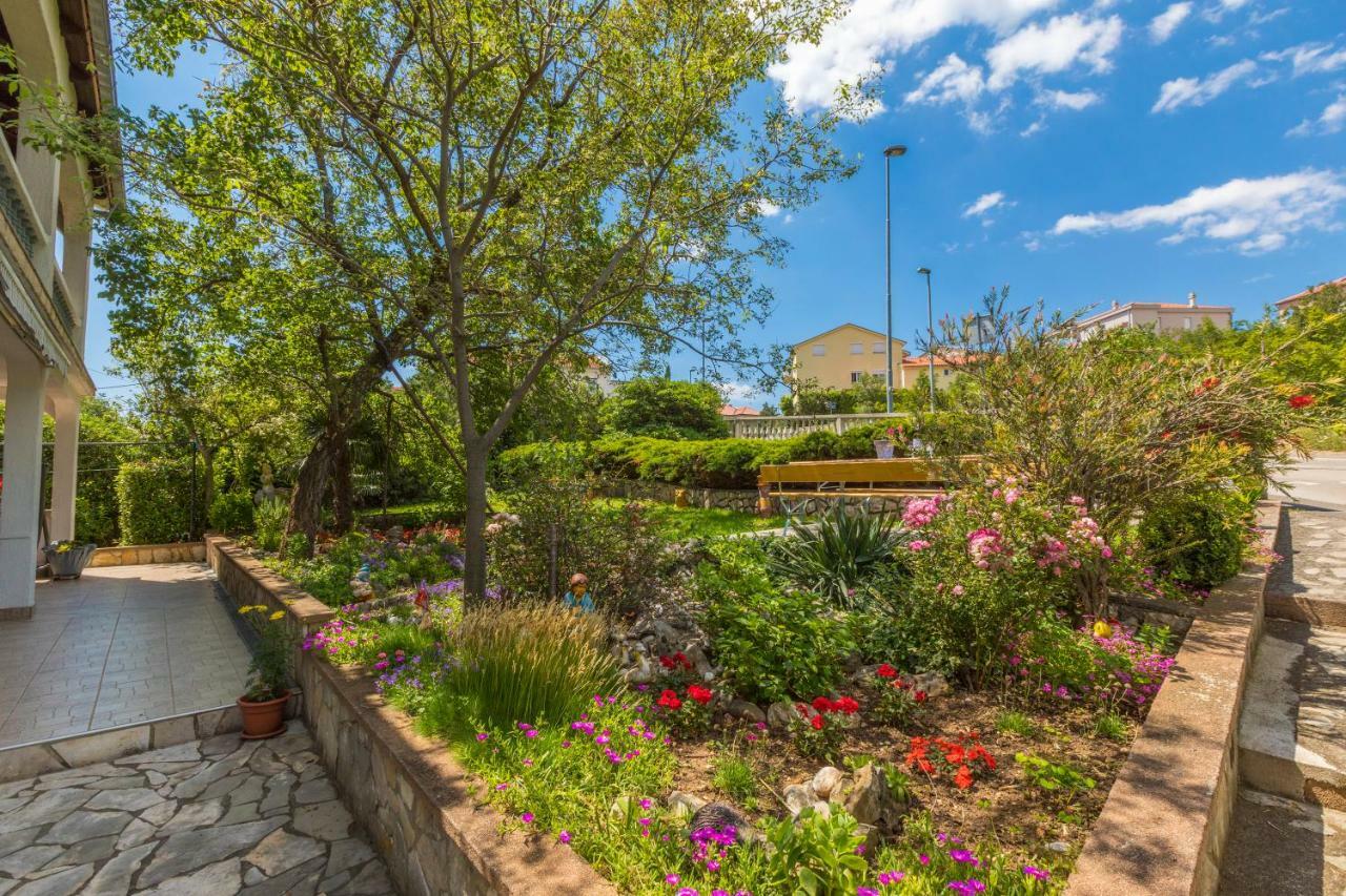 Apartments Marica Новий Винодольський Екстер'єр фото